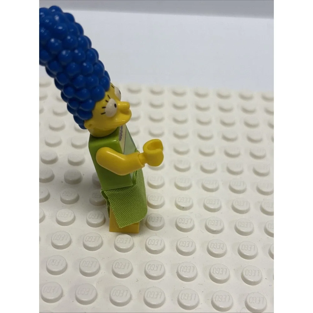 LEGO The Simpsons 2014 Marge Simpson (sim009) Rare/retired